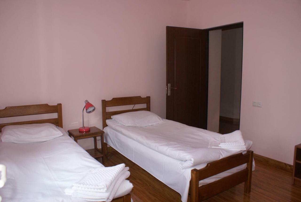 Karin'S B&B Sisian エクステリア 写真